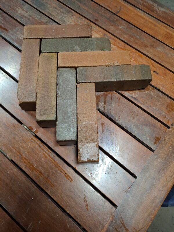 36m² gebakken waalformaat, rood/zwart genuanceerd, op pallet - Afbeelding 2