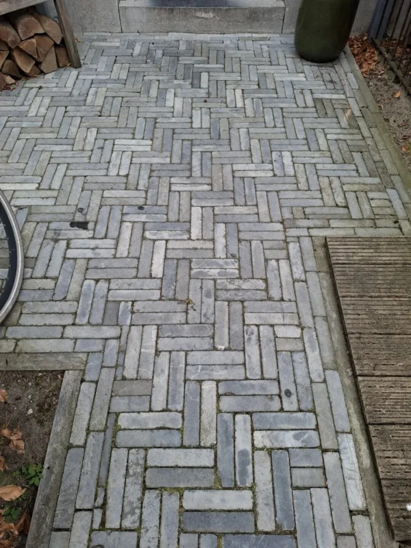 55m² spotted bluestone waalformaat, gebruikt, op pallet