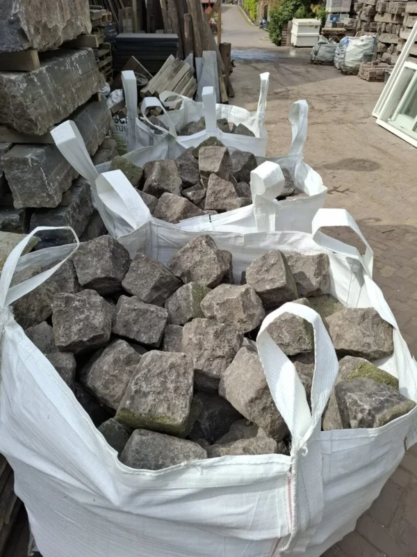 15m² lava basalt keien 15x15cm, in bigbag - Afbeelding 2