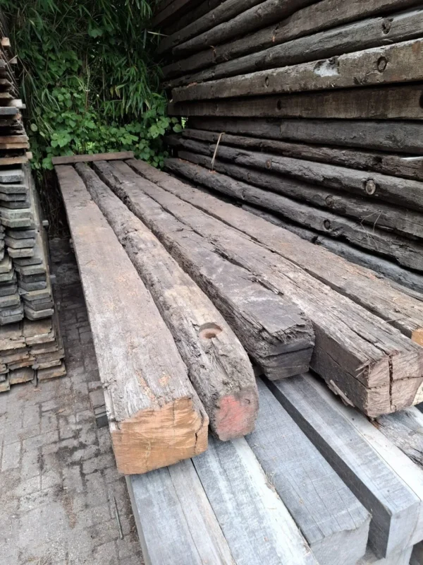 5 stuks doorleefde 20x20 azobé palen 500cm - Afbeelding 2