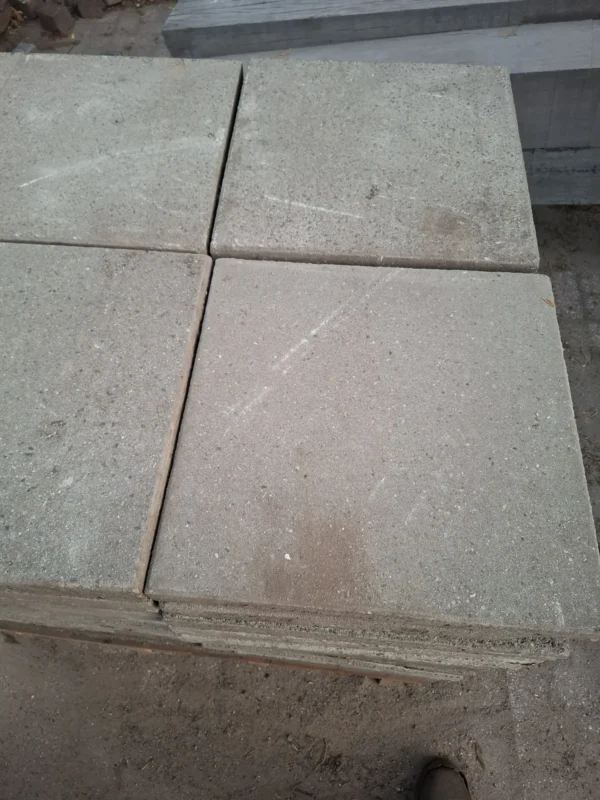 25m² 50x50, grijs, gebruikt, op pallet 6cm - Afbeelding 2